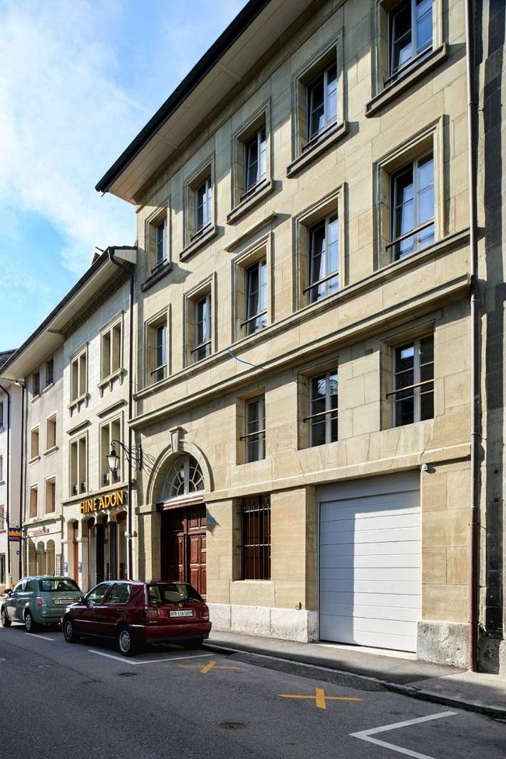Hotel voor 3 personen, met Terras en Tuin in Fribourg