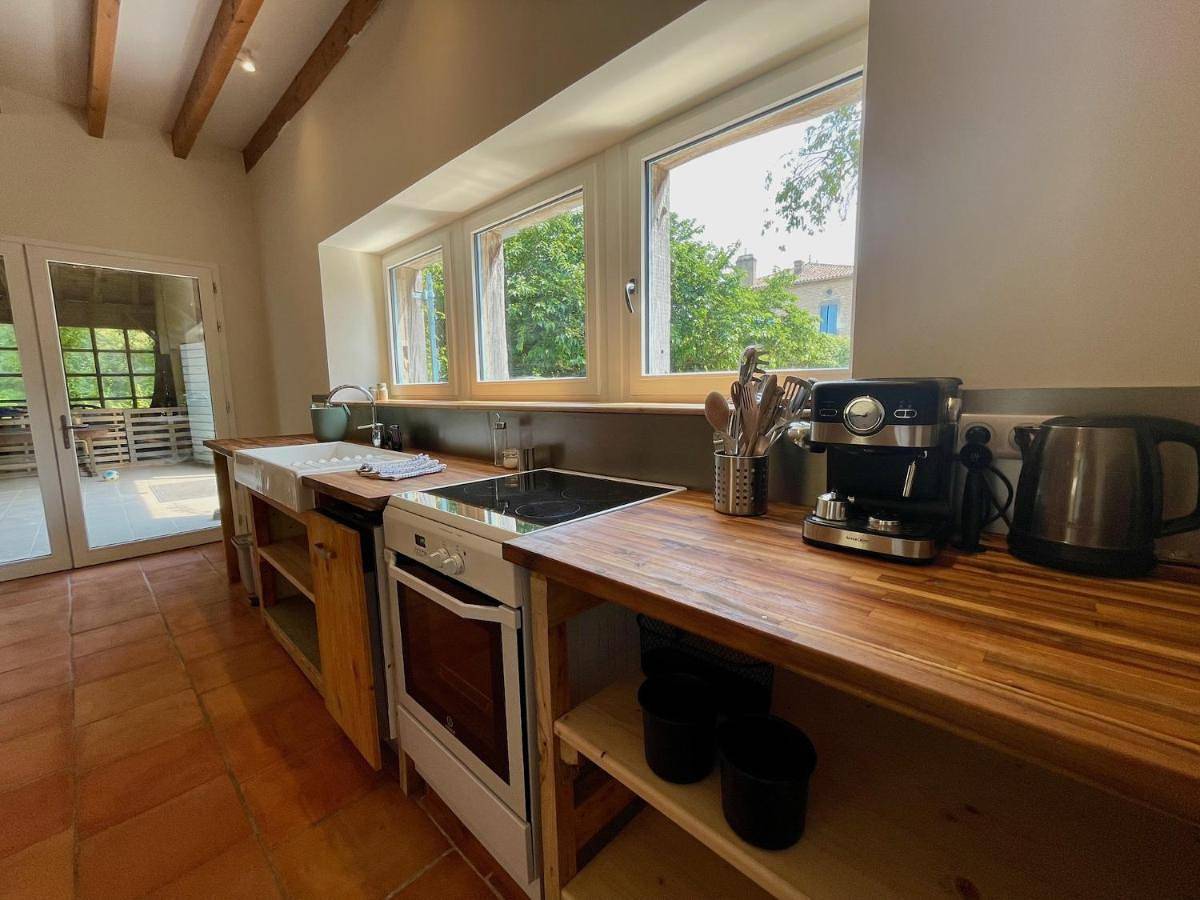 Three-Bedroom Home in Le Mas-d'Agenais, Région de Marmande