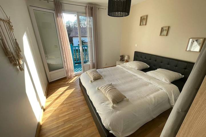 Location de vacances pour 10 personnes, avec jardin à Arbonne - 4