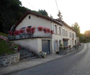 Maison d’hôte pour 4 personnes, avec balcon à Decazeville