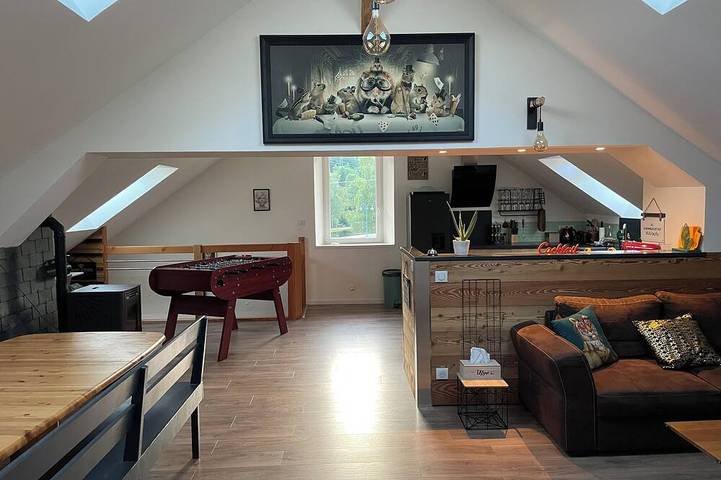 Gîte pour 8 personnes, avec terrasse et jardin, animaux acceptés à Cornimont