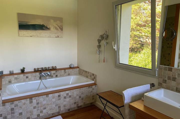 Location de vacances pour 10 personnes, avec jardin à Bassussarry - 4