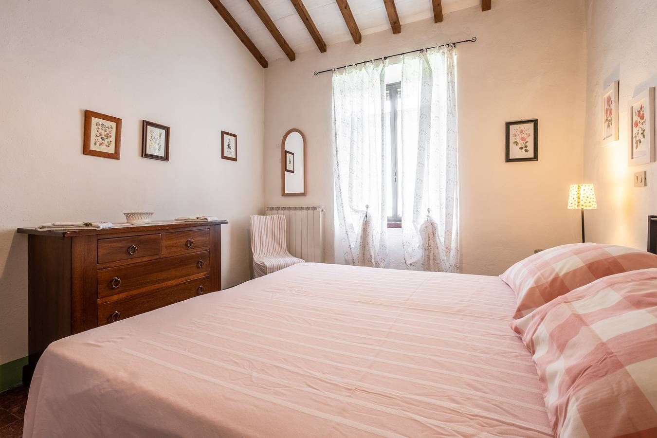 Vakantiewoning "Geranio" met uitzicht op de bergen, gemeenschappelijk zwembad & Wi-Fi, foto 10