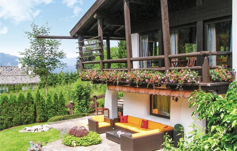 Chalet für 10 Personen, mit Whirlpool und Garten sowie Terrasse und Sauna in Kitzbühel - 4