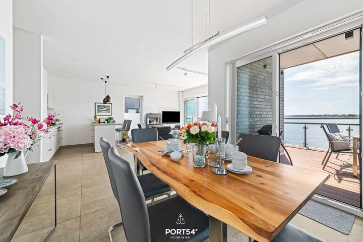 Ganze Wohnung, Penthouse Dock 76 Promenade - erste Reihe, Dachterrasse, Meerblick, Sauna in Olpenitz, Kappeln