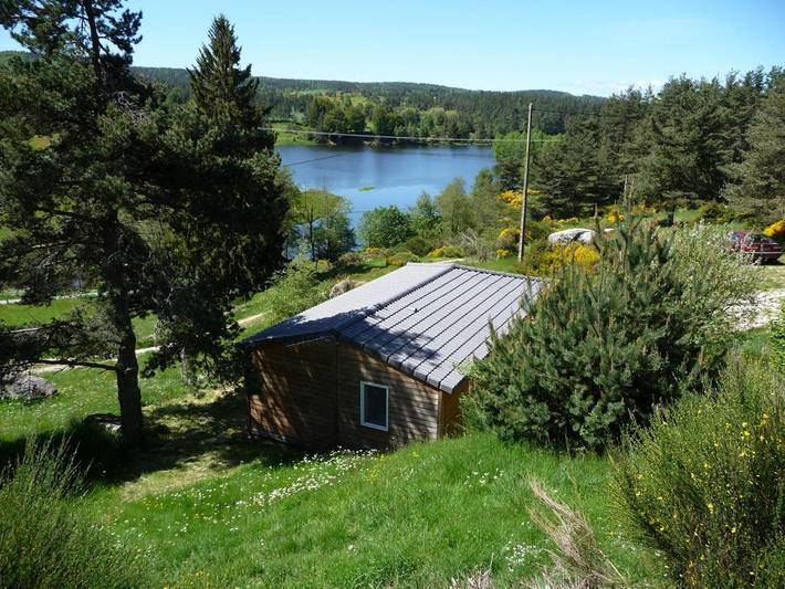 Chalet pour 7 personnes, avec vue sur le lac ainsi que terrasse et vue dans Lozère - 2