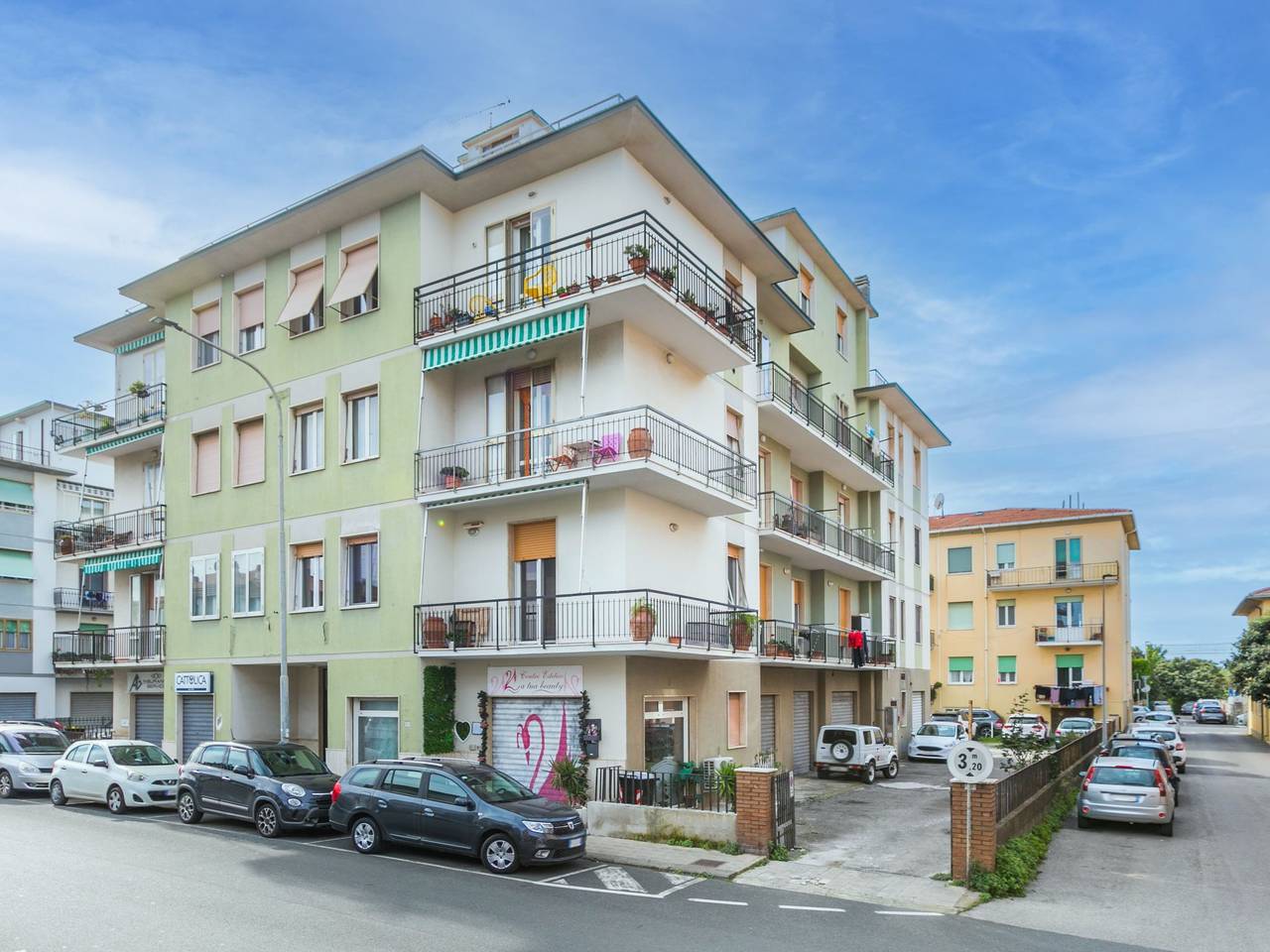Apartamento entero, Artista in Cecina (desambiguación), Costa Etrusca