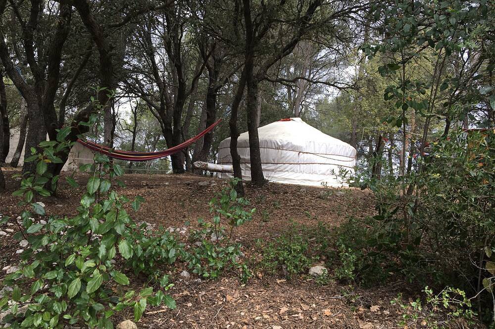 Yourte Dans la Campagne Aixoise in Fuveau, Aix-en-Provence und Umgebung