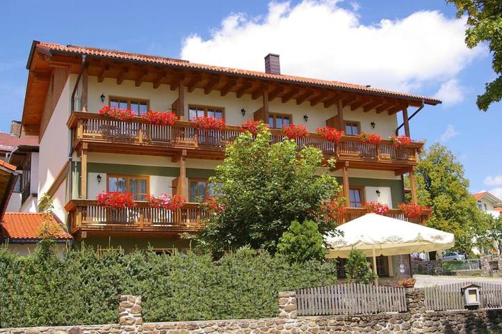Maison d’hôte pour 3 personnes, avec Balcon ainsi que Terrasse et Vue à Zwiesel