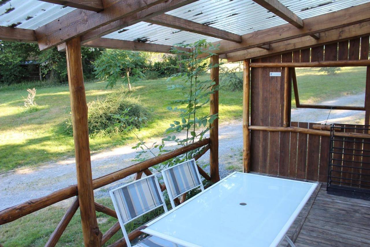 Bungalow with Patio in Bussière-Dunoise, Région de Guéret