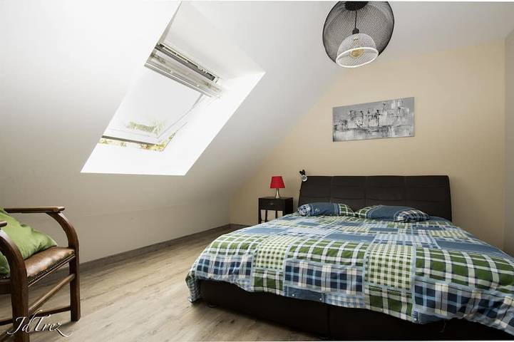 Location de vacances pour 8 personnes, avec sauna ainsi que terrasse et jardin à Plonévez-Porzay - 2