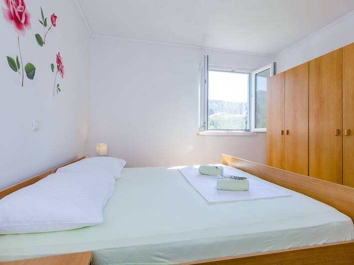 Apartamento entero, Apartment & Rooms Maždin - Triple Room with Mountain View ( Soba Standard ) in Slano, Condado de Dubrovnik-Neretva
