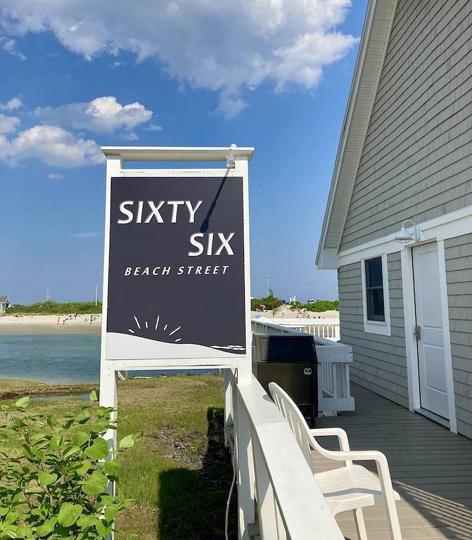 Ganze Wohnung, Waterfront Condo 1Br/1Ba overlooking Ogunquit Beach very close to beach and town in Ogunquit, York County