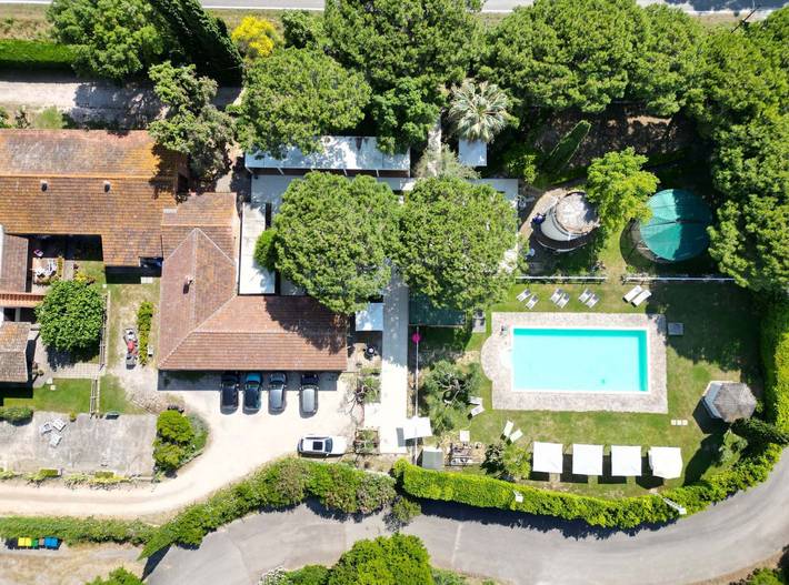 Entire apartment, Apartment 'Calasole' with Shared Pool, Wi-Fi and Air Conditioning in Grosseto, Parco Naturale della Maremma