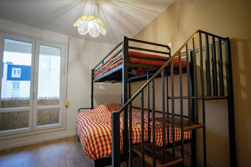 Apartamento entero, Le #7 / City center - Parking - Balcony - 6 Pers in Saint-Omer, Región de Saint-Omer