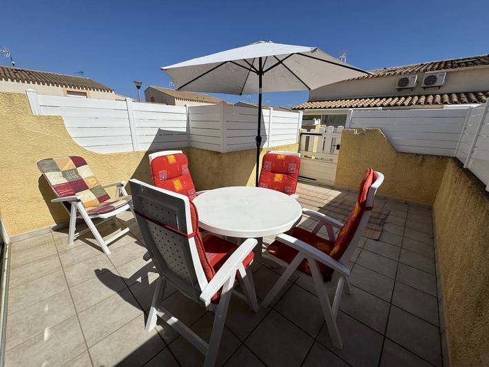 Bungalow pour 4 personnes, avec piscine et terrasse au Cap d'Agde