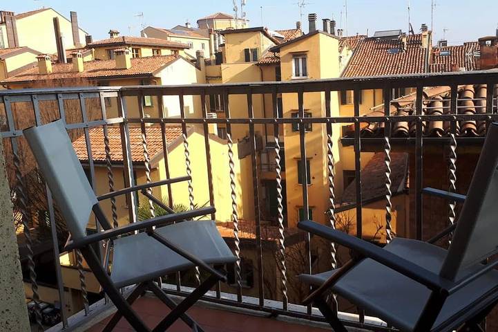 Vakantiewoning voor 4 personen, met tuin en balkon in Bologna