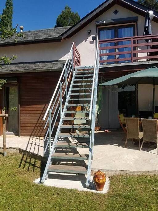 Appartement entier, One-Bedroom Apartment in Florac-Trois-Rivières, Parc national des Cévennes
