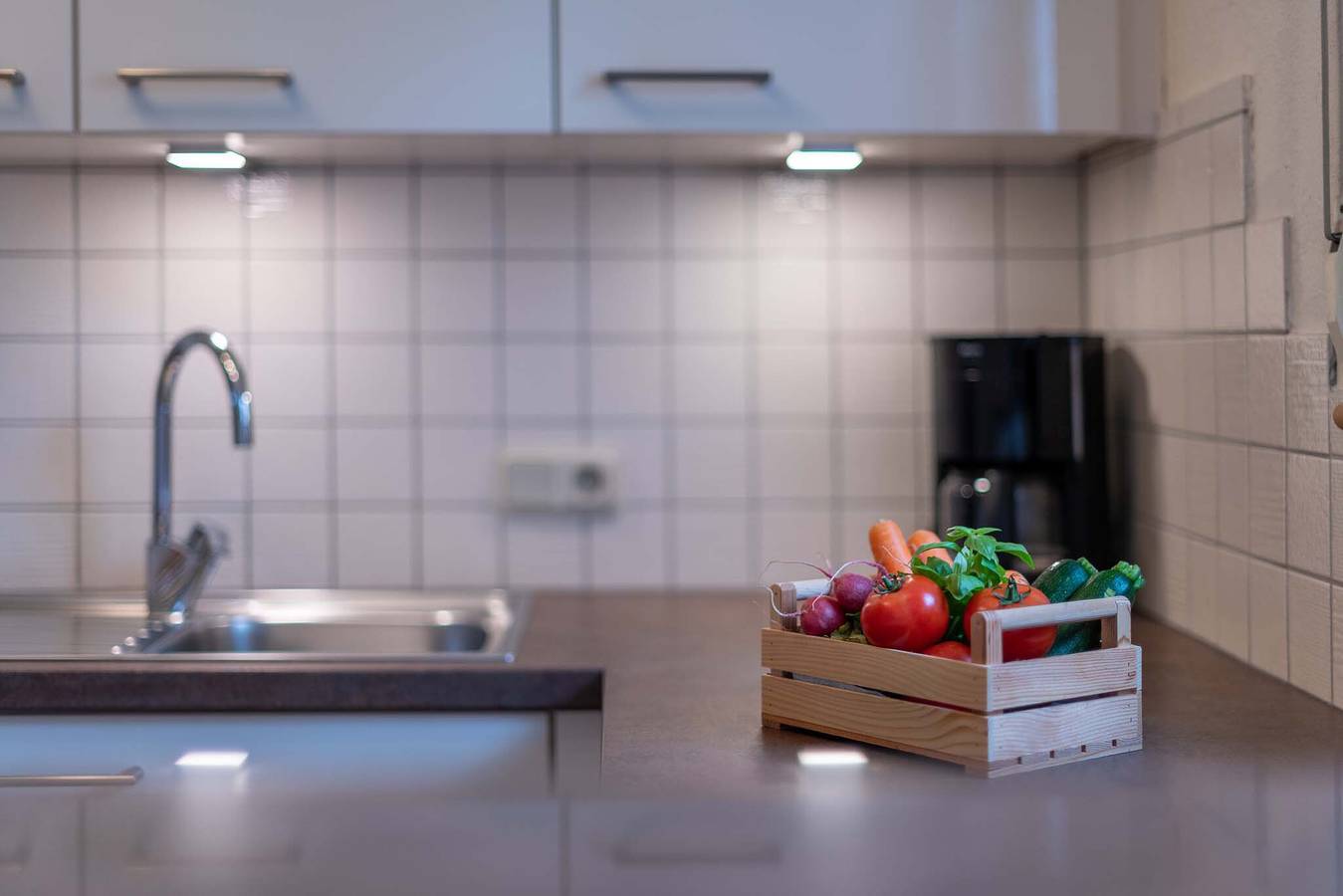 Appartamento intero, Appartamento 'Weinangerhof Kirschbaum' con vista sulle montagne, piscina in comune e Wi-Fi in San Paolo, Appiano