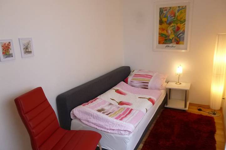 Ferienwohnung für 5 Personen, mit Terrasse in Karlsruhe - 4