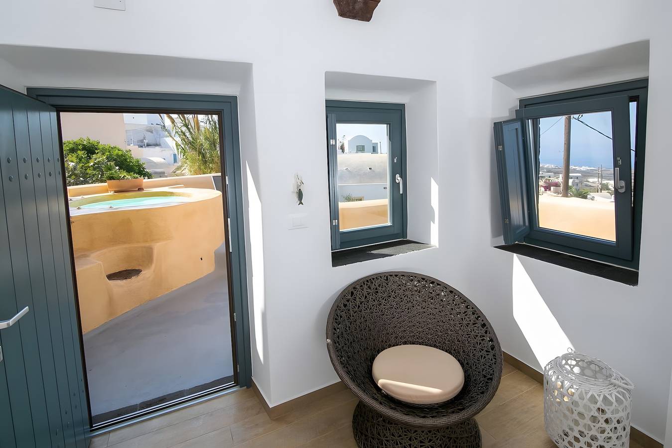 Appart’hôtel pour 2 personnes avec jacuzzi in Finikia, Santorin