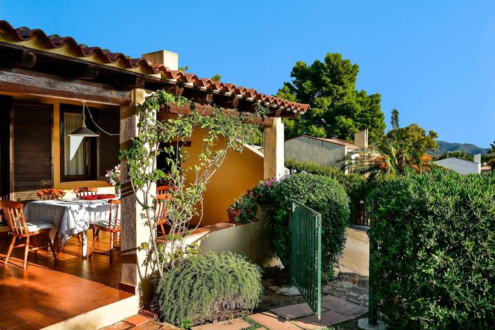 Villa pour 6 personnes, avec jardin à Costa Rei - 3