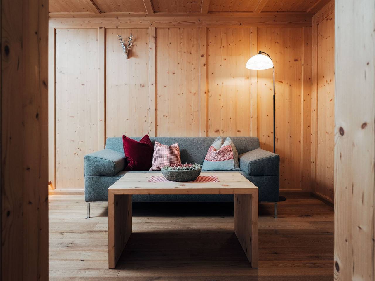 Ganze Ferienwohnung, Beim Moser Apartments Wagner Sandra - Chalet Suite Stube in Grän, Allgäuer Alpen (Österreich)