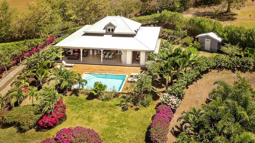 Villa pour 8 personnes, avec terrasse et jardin, animaux acceptés en Martinique - 2