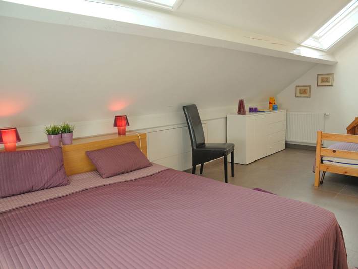 Location de vacances pour 15 personnes, avec jardin et terrasse, adapté aux familles à Somme-Leuze - 3