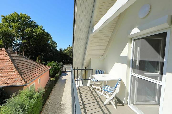 Ferienwohnung für 4 Personen, mit Garten - 1