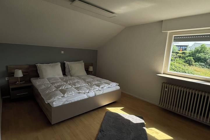Ganze Wohnung, Ruhige 60 m²-Ferienwohnung mit Self-Check-in in Reihen, Sinsheim
