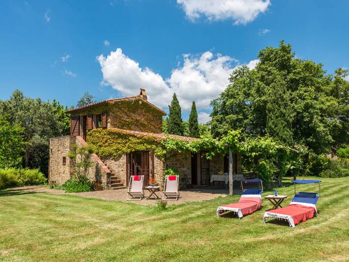 Casa vacanza per 6 persone, con Terrazza e Giardino a Scansano