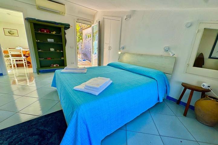 Entire apartment, La Mansarda: a breathtaking view of the sea in Gavitella beach, Praiano