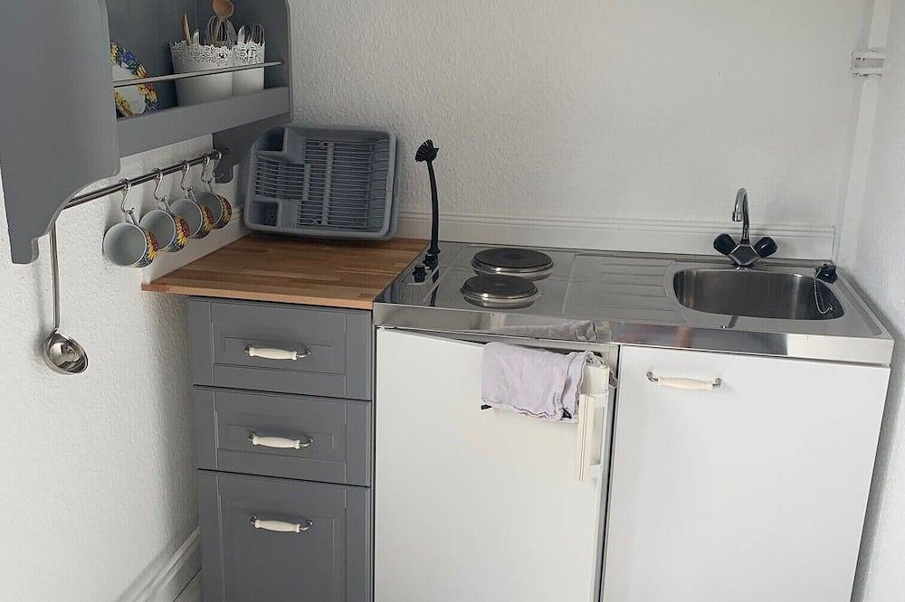 Kleines Versteck im Schilf in Malente, Südliche Ostseeküste