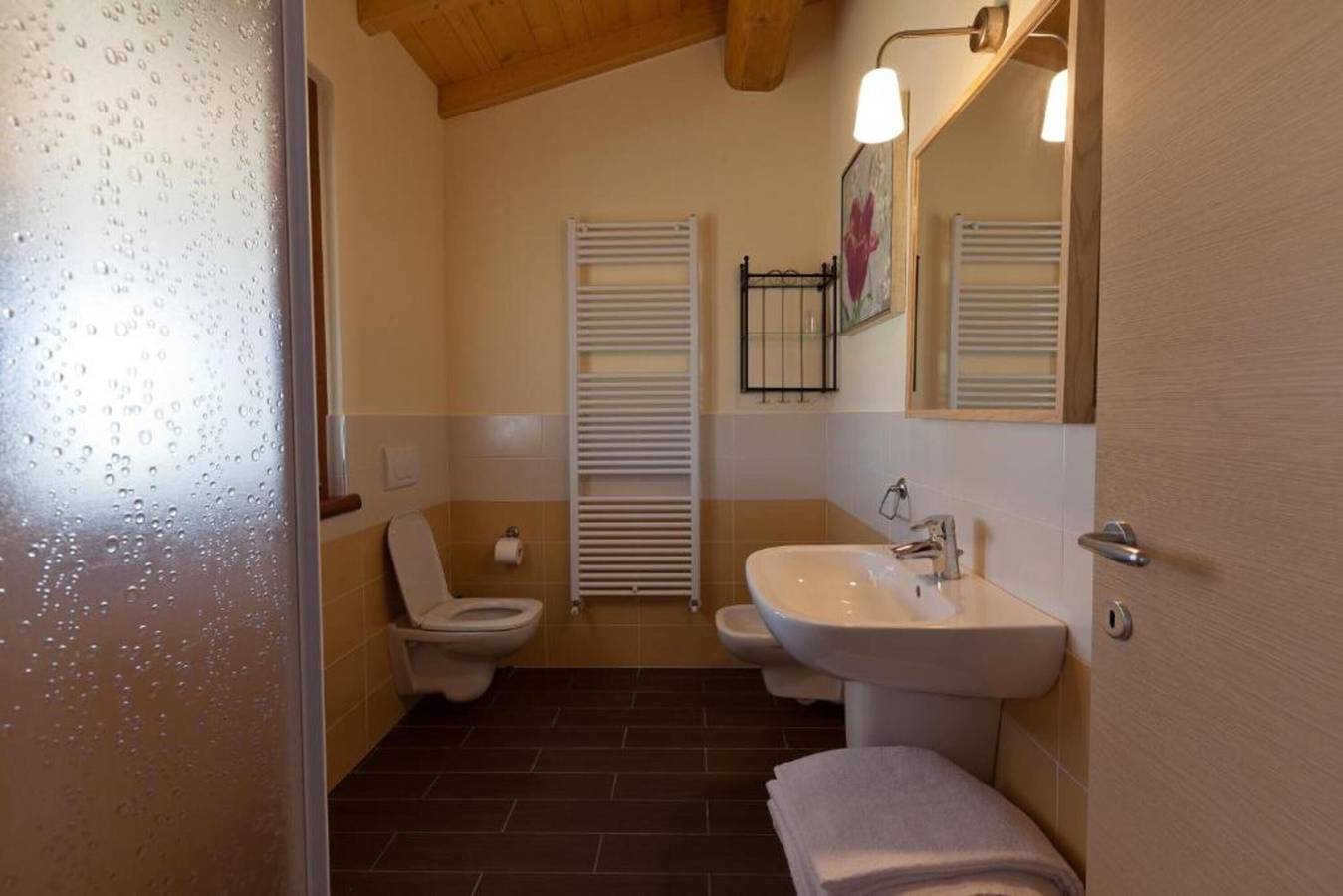 Zimmer 'Quadrupla Comfort 2' mit gemeinsamer Terrasse, Wi-Fi und Klimaanlage in Cavriana, Mantua Provinz