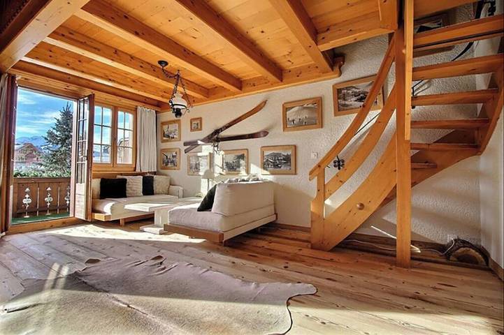 Chalet für 10 Personen, mit Balkon in Saanen