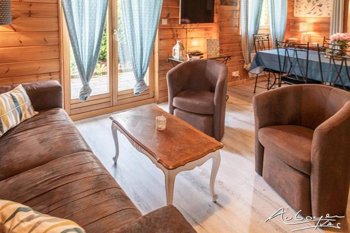 Gîte pour 6 personnes, avec jardin ainsi que jacuzzi et sauna, adapté aux familles à Le Ménil - 3