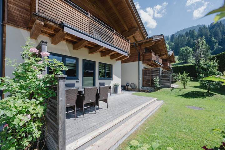 Chalet für 8 Personen, mit Balkon und Terrasse sowie Garten und Sauna in Kleinarl