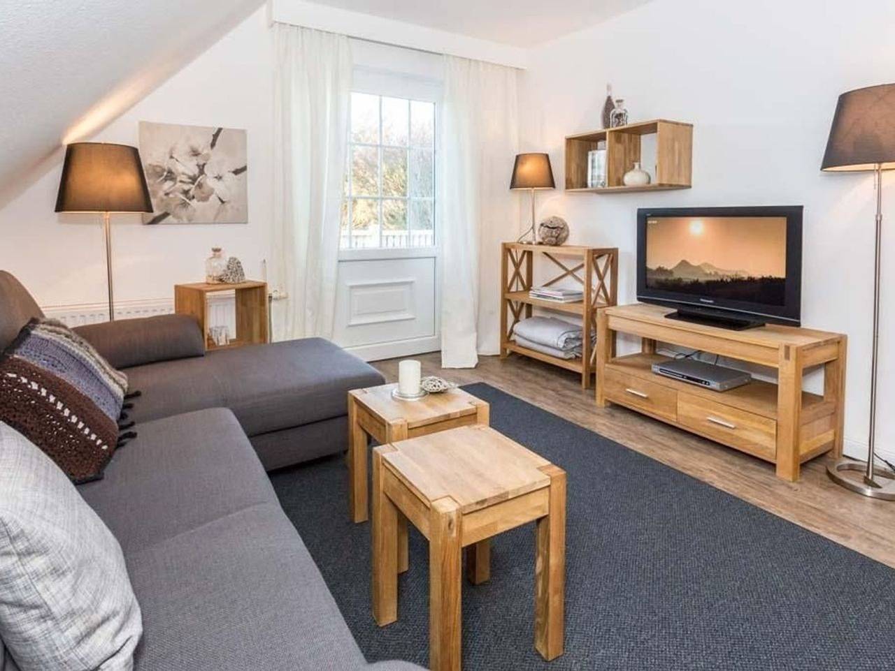 Ganze Ferienwohnung, Seerose Sylt - Moderne 3-Zimmer Ferienwohnung mit Dünenblick und Balkon in Westerland, Sylt (Gemeinde)