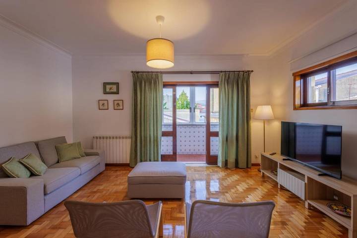 Location de vacances pour 6 personnes, avec balcon et jardin dans Arcos de Valdevez - 2