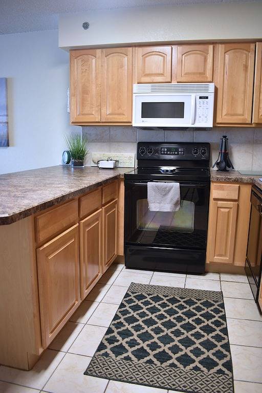 Holiday apartment for 8 people, with hot tub and garden as well as sauna and pool - 1