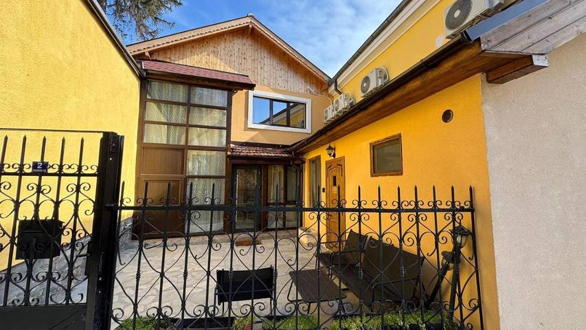 Maison d’hôte pour 6 personnes, avec balcon dans Veliko Tarnovo