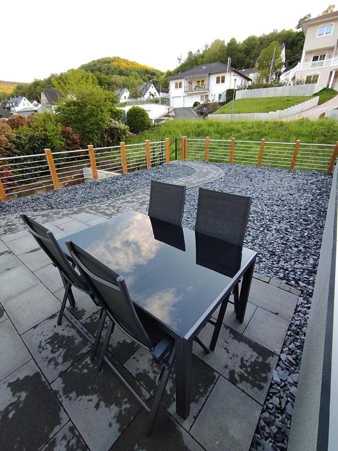 Ferienwohnung für 4 Personen, mit Balkon und Terrasse sowie Garten und Ausblick in Briedel - 2