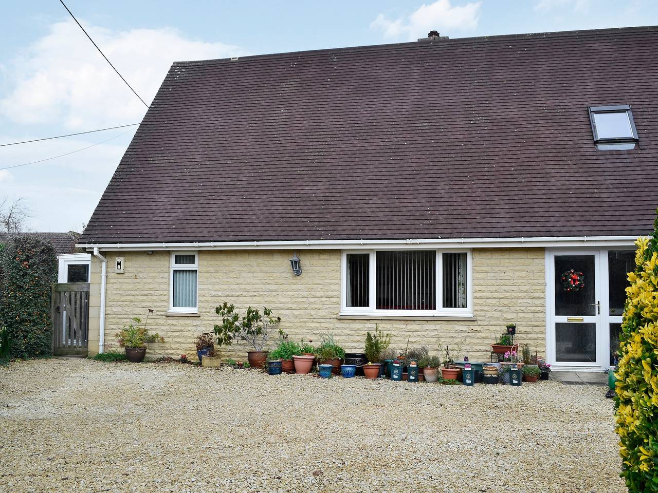 Sunshine Cottage in Gloucestershire