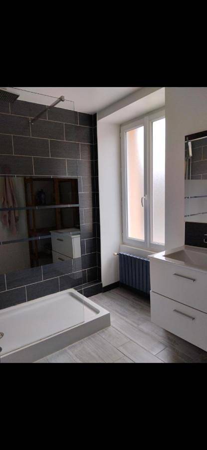 Location de vacances pour 5 personnes, avec Jardin à Gourin - 2
