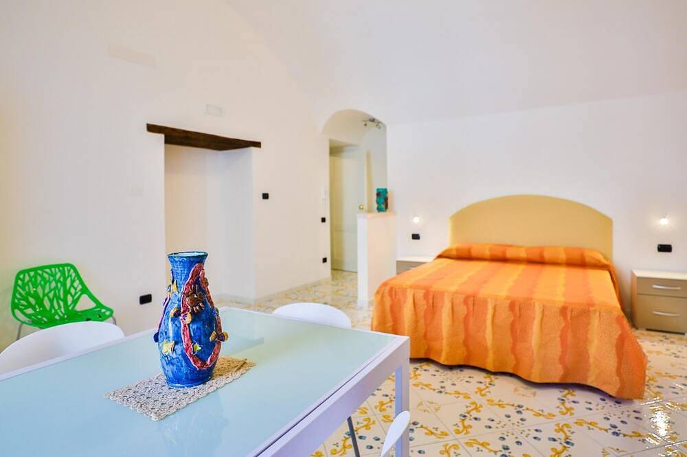 Affittacamere a Vietri sul mare Id 3921 in Vietri sul Mare, Amalfi Coast