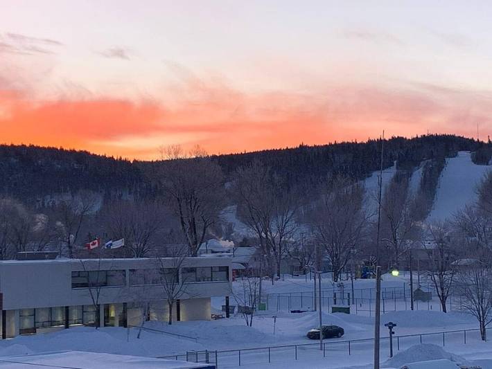 Gîte pour 2 personnes, avec terrasse, animaux acceptés dans La Tuque