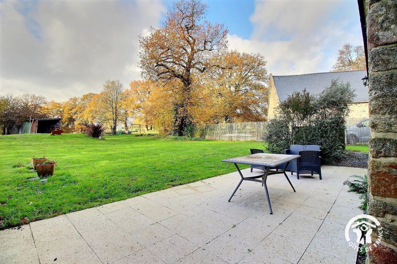 Entre Four et Moulin in Marzan, Côte des Mégalithes