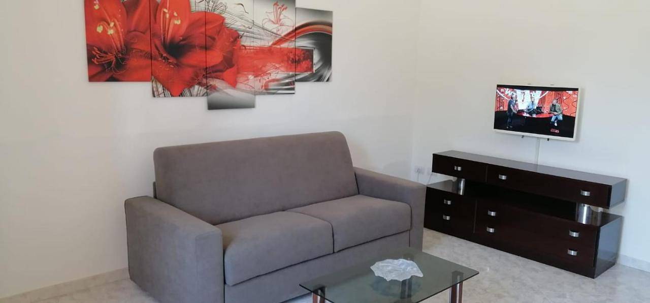 Two-Bedroom House in Cannole, Provincia di Lecce