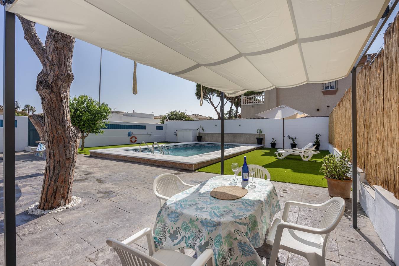 Ferienhaus 'Melkart Loft Sancti Petri' mit privatem Pool, Wlan und Klimaanlage in Los Gallos-Cerromolino, Chiclana de la Frontera